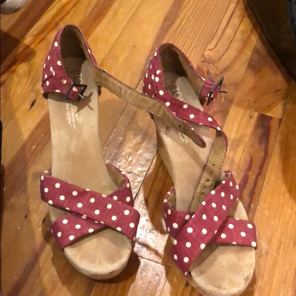 Toms red polkadot red and white sandals